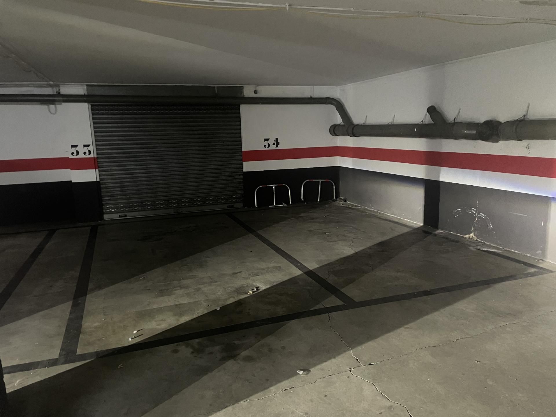 Aparcament de Garatge de lloguer en  Logroño