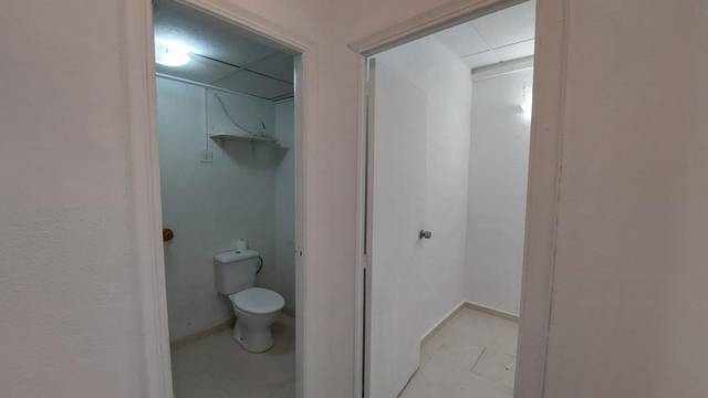 Local comercial en Alquiler en Carrer Arquitecto Guardiola, 5 en Benalúa