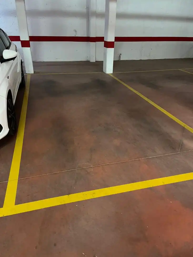 Parking of Garage for rent in Alcalá de Henares