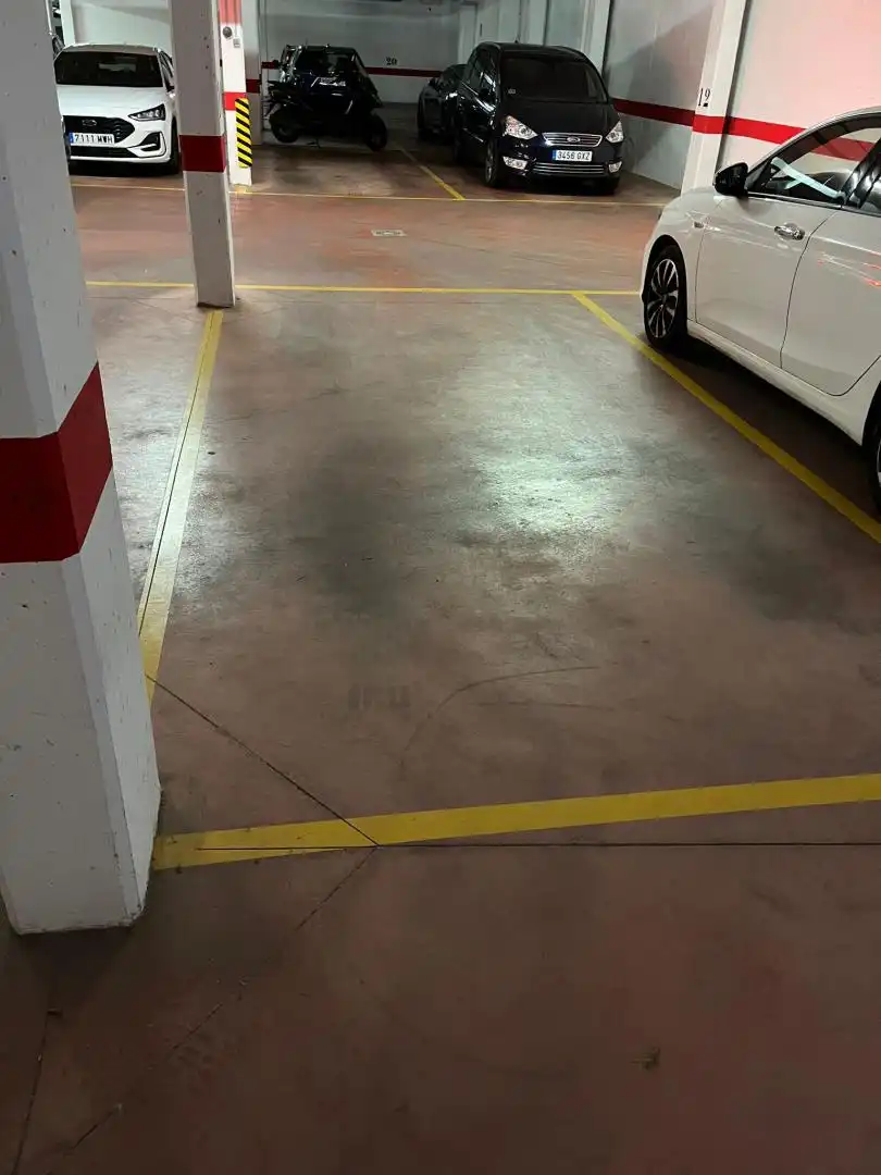 Parking of Garage for rent in Alcalá de Henares