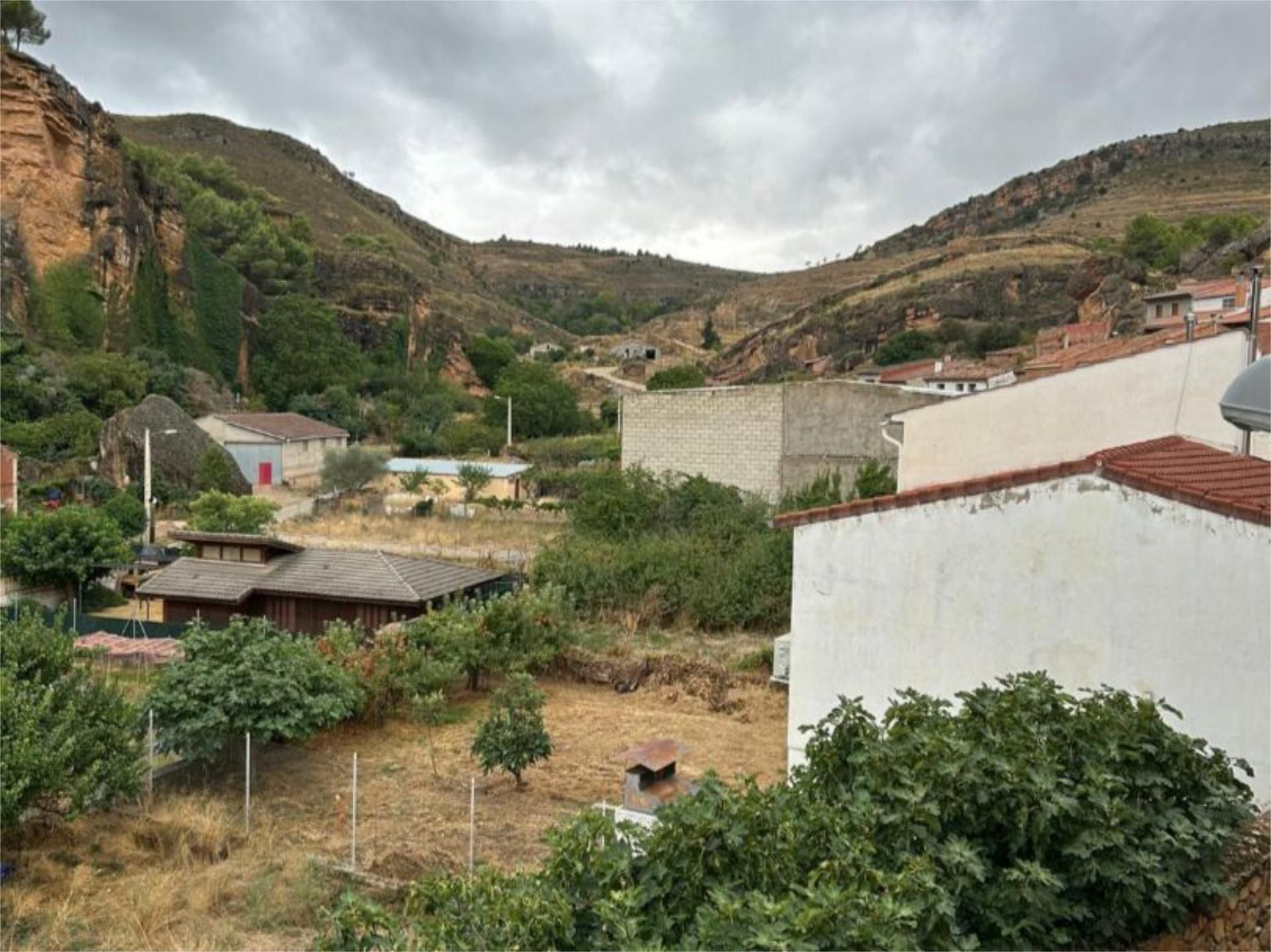Vista exterior de Pis en venda en Torrijo de la Cañada amb Moblat i Balcó