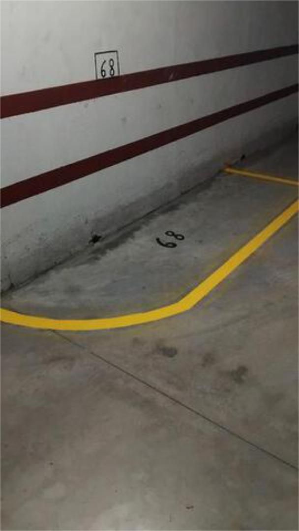 Parkplatz von Garage miete in Santiponce