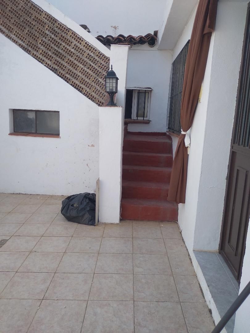 Casa adosada en venda en Aracena amb Calefacció, Terrassa i Traster