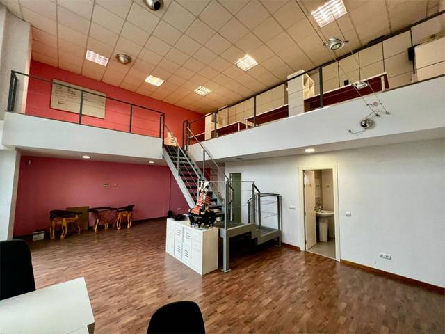 Piso en Venta en Avenida del Puente Cultural, 10 en Dehesa Vieja - Puente Cultural