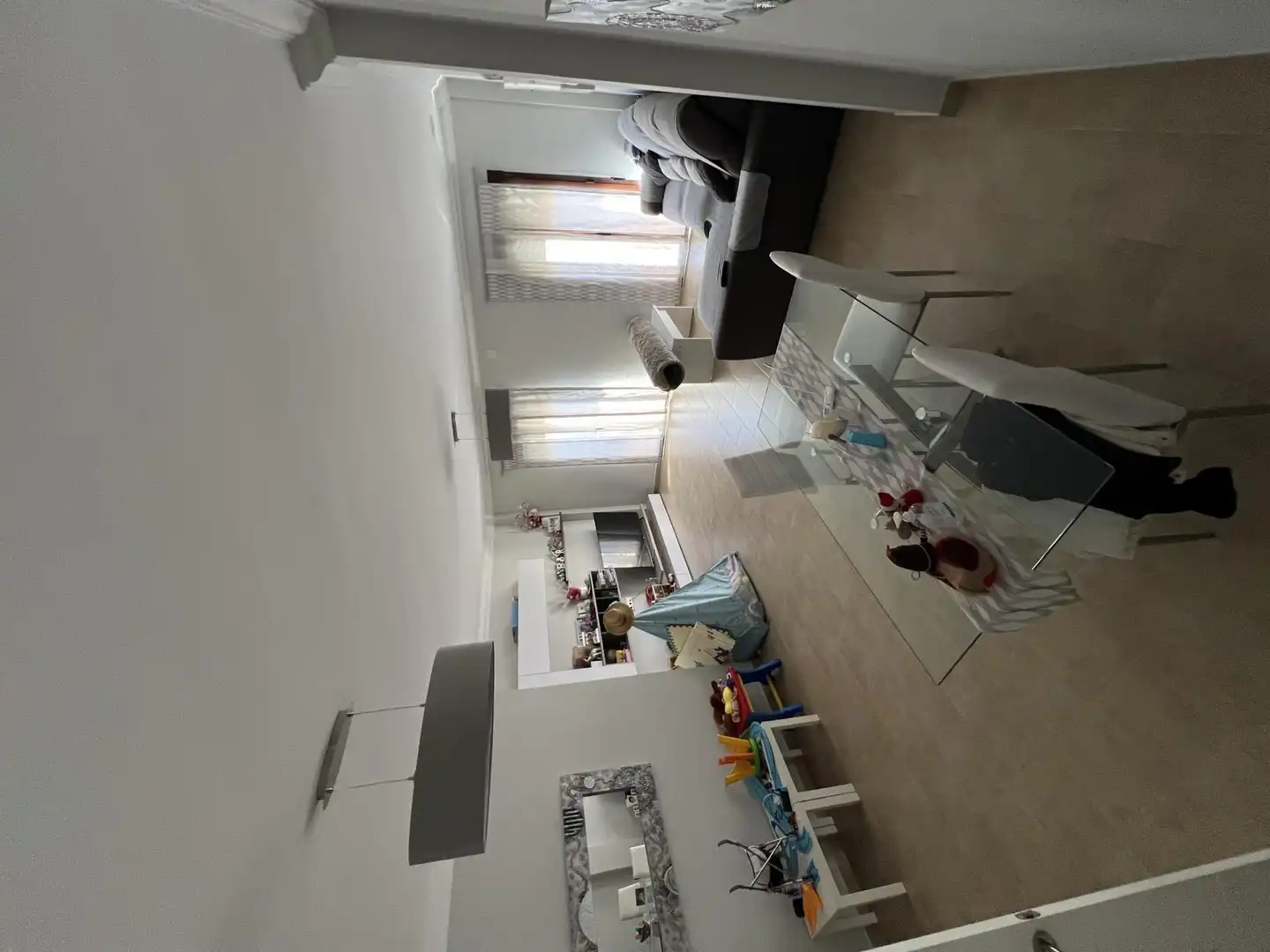Piso en venta en Calle Giralda, 35, Fuente Palmera Sala de estar de Piso en venta en Fuente Palmera con Aire acondicionado, Calefacción y Terraza