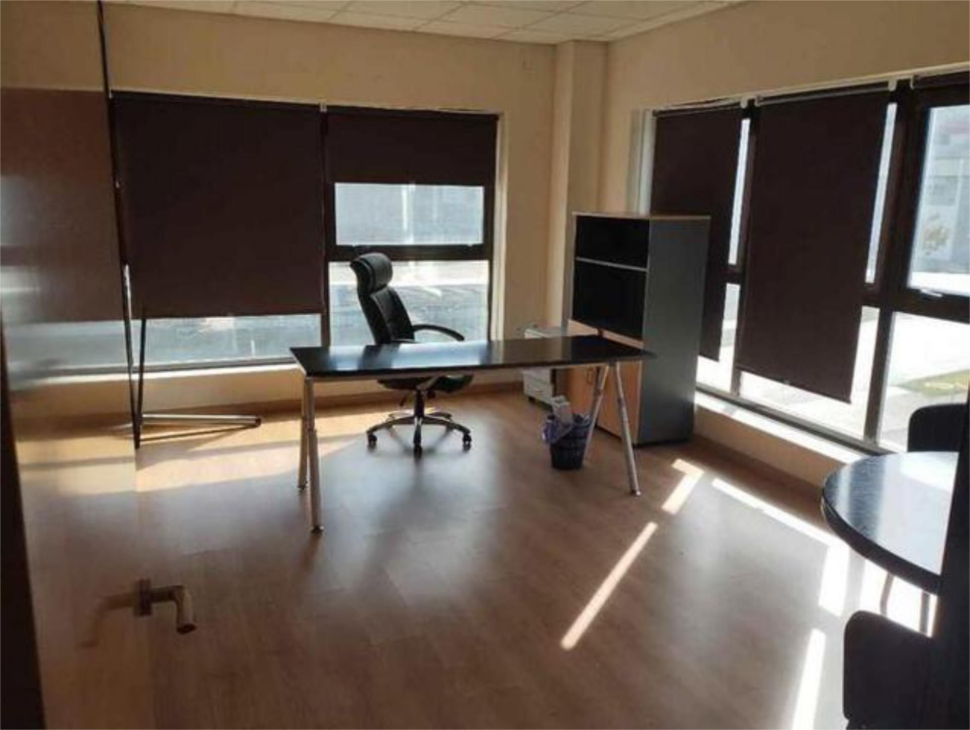 Oficina de lloguer en Bergondo