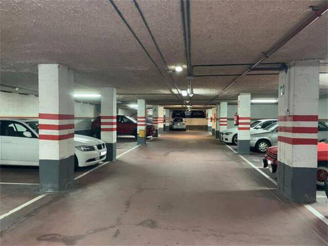 Garaje en Alquiler en HUCA - La Cadellada