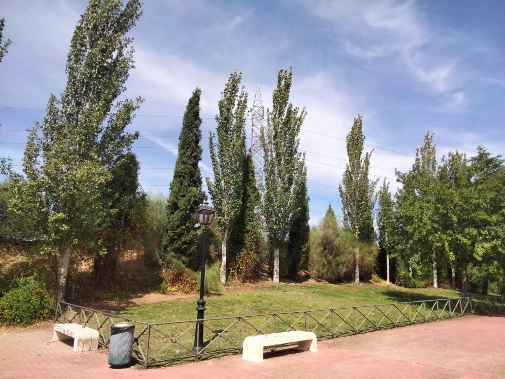 Jardín de Piso en venta en Humanes de Madrid con Aire acondicionado, Calefacción y Jardín privado
