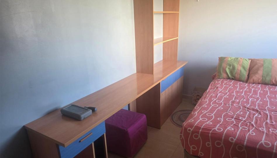 Flat to share in Lady Smith, 22, Golf Guadiana, Badajoz - image 1 Photo 1 of Flat to share in Lady Smith, 22, Golf Guadiana, Badajoz