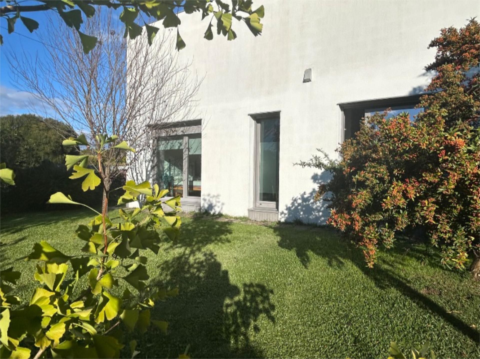 Garden of Single-family semi-detached to rent in Santiago de Compostela   with Private garden, Parquet flooring and Furnished
