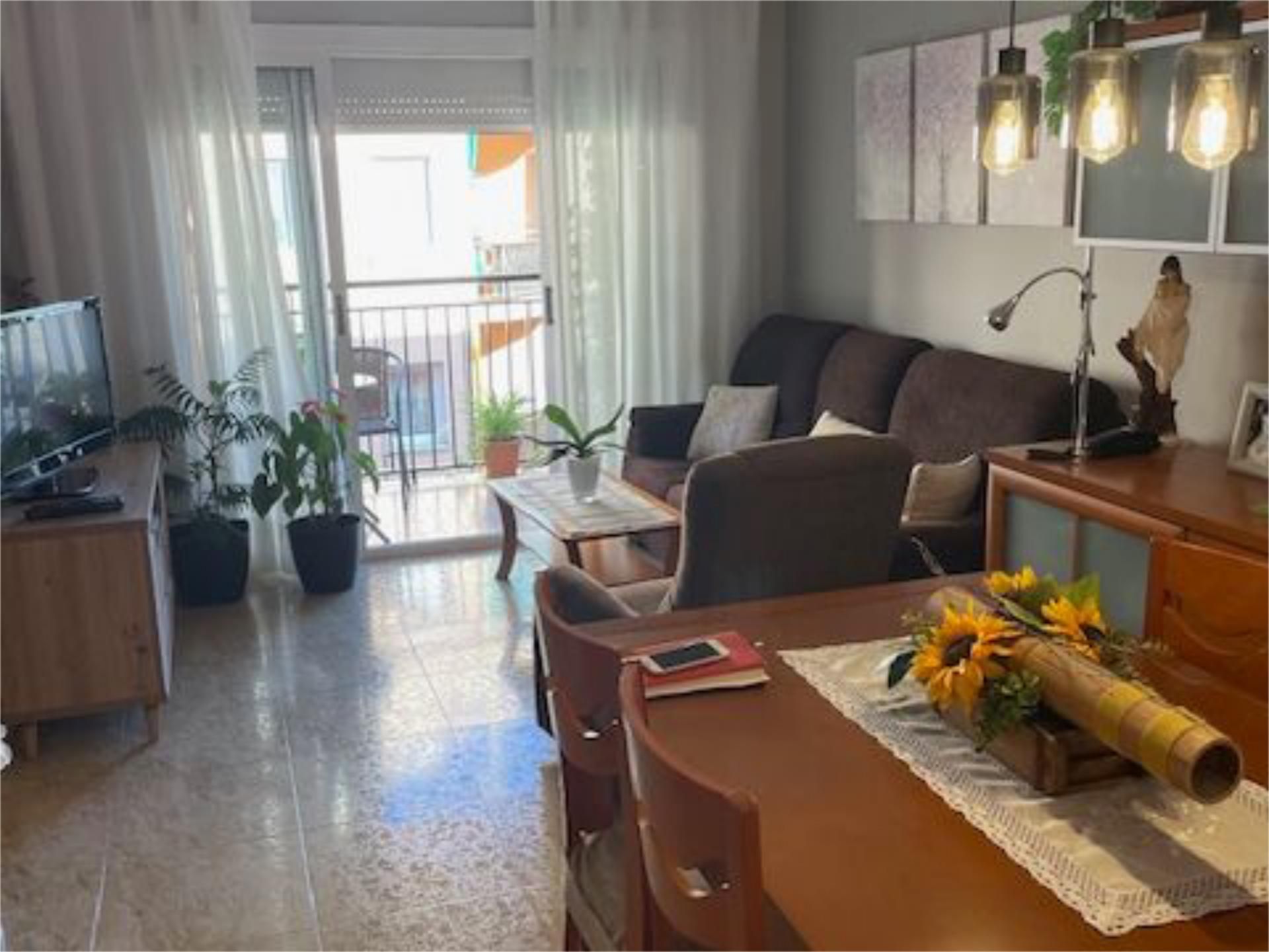 Vista exterior de Pis en venda en Vilanova i la Geltrú amb Aire condicionat, Calefacció i Terrassa