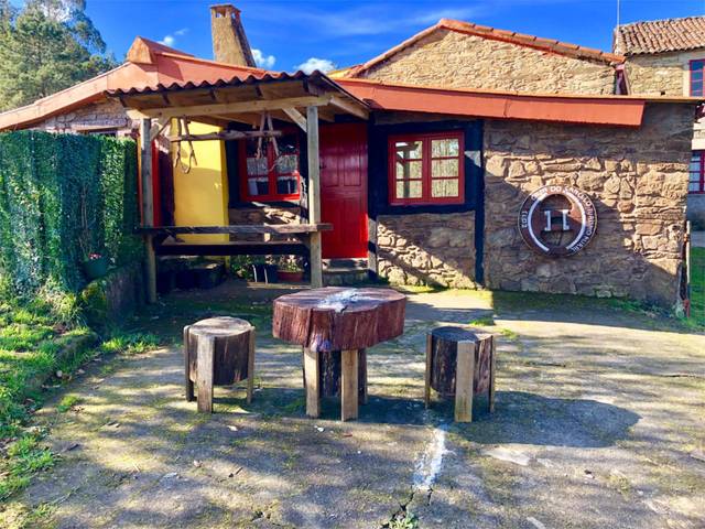 Casa adosada en Alquiler en Cundins, 16 en Cabana de Bergantiños