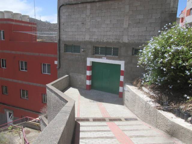 Local comercial en Alquiler en Calle Hoya del Rosario, 155 en San Cristóbal - Playa de la Laja