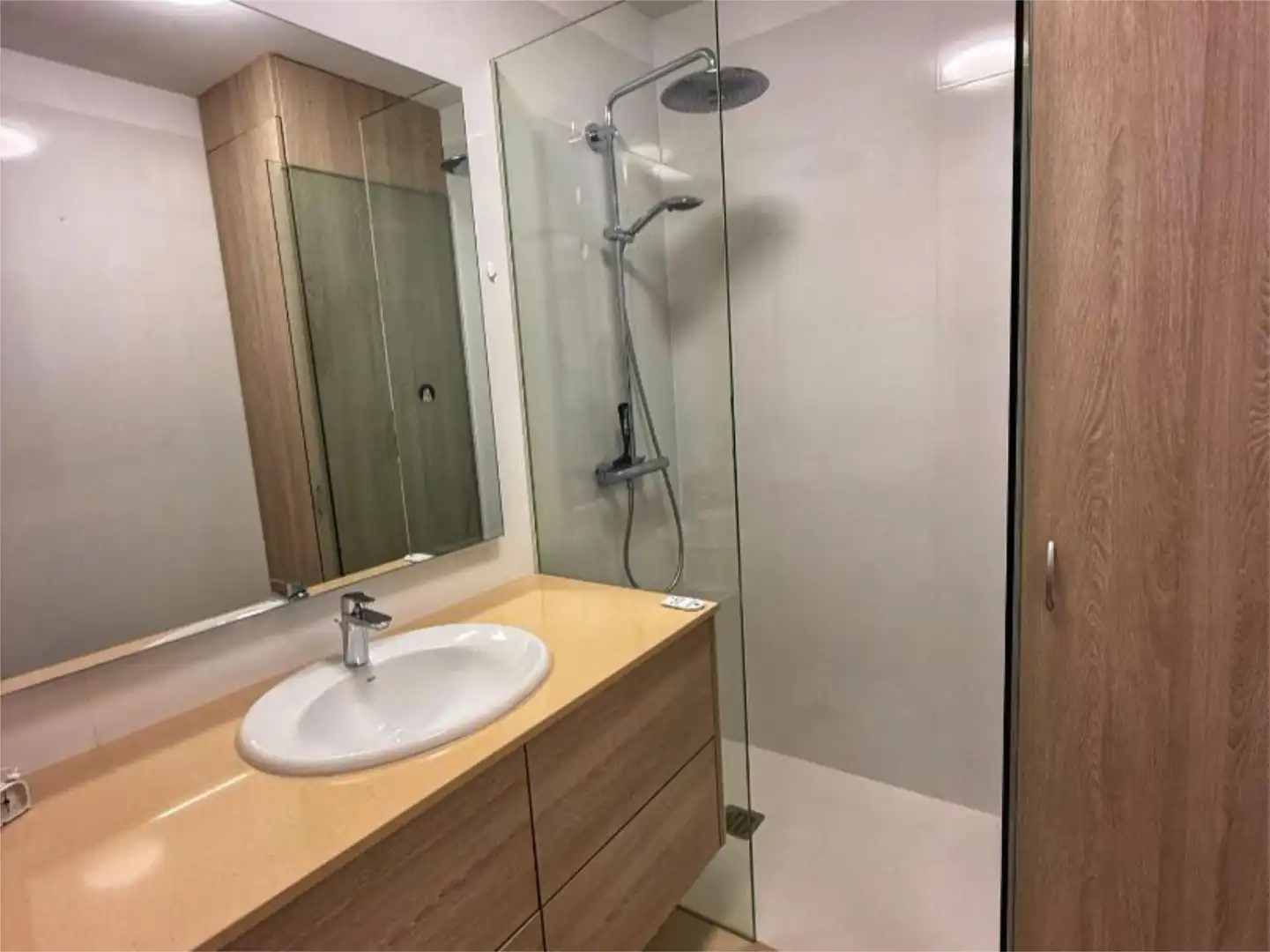 Wohnung zur Miete in Avenida Marqués de Villanueva del Prado, 4, Zona Botánico