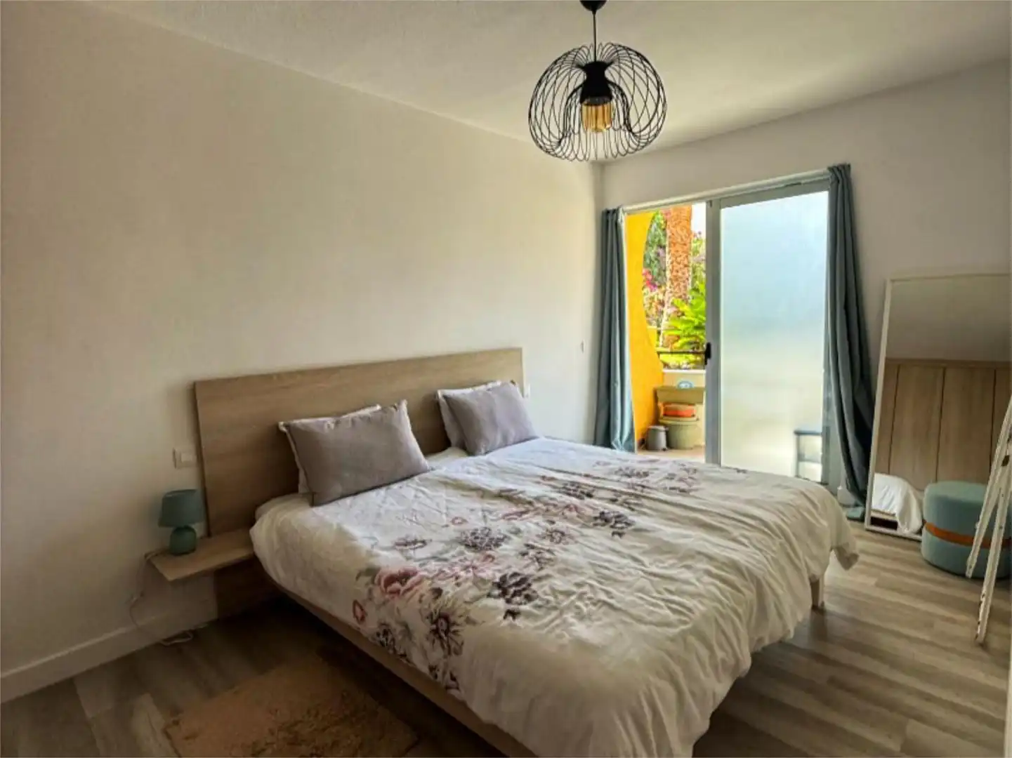 Wohnung zur Miete in Avenida Marqués de Villanueva del Prado, 4, Zona Botánico