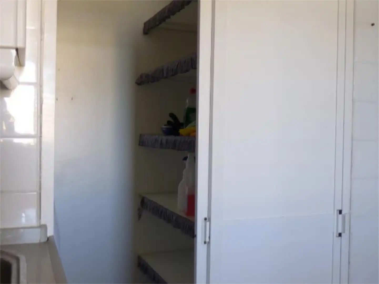 Pis en venda a Avenida Duque de Nájera, 7, La Caleta - La Viña Cuina de Pis en venda en Cádiz amb Aire condicionat, Jardí privat i Terrassa