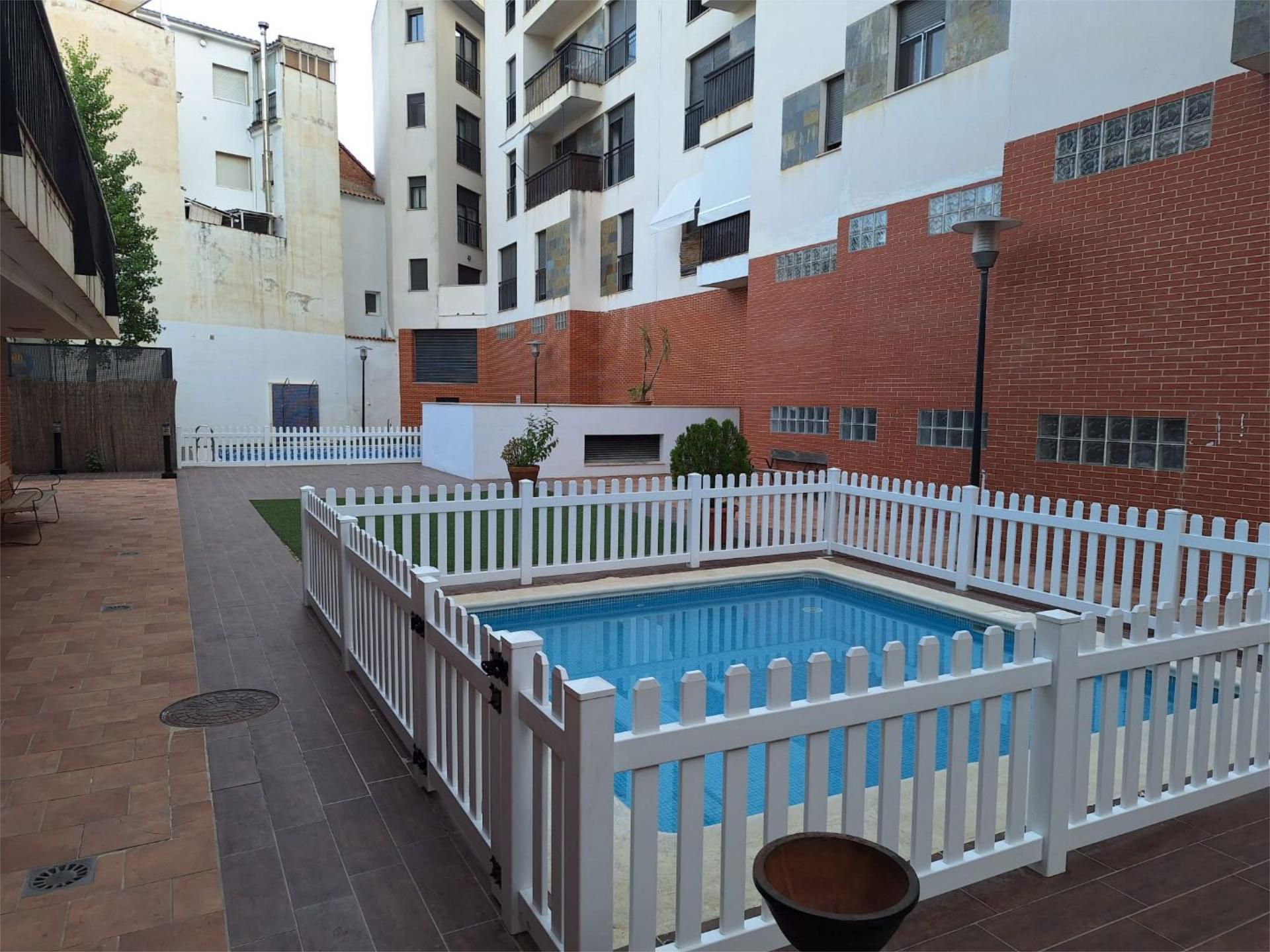 Piscina de Dúplex de alquiler en Cazorla con Aire acondicionado, Calefacción y Trastero