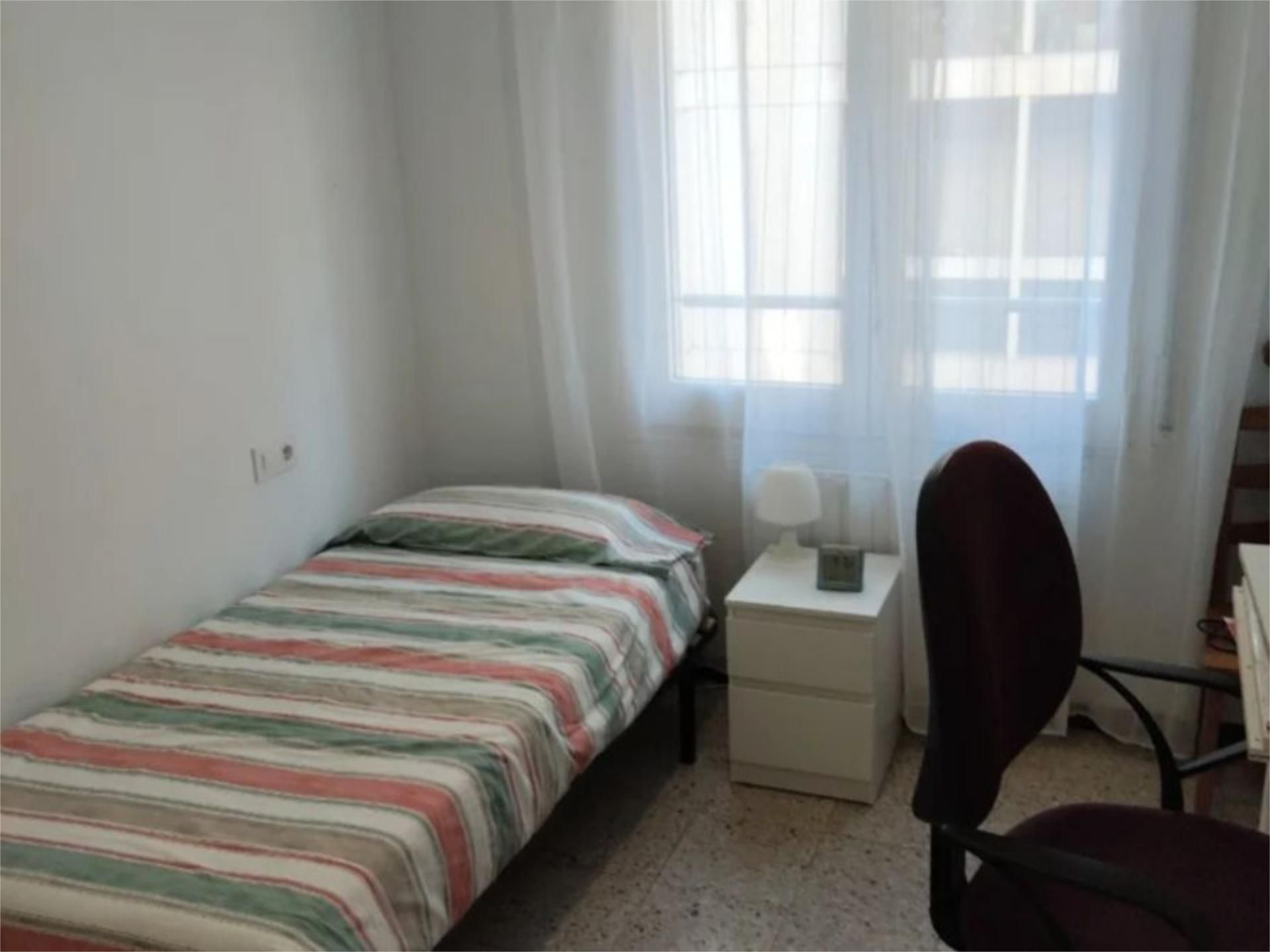 Flat to share in Carrer de Pere III, 45, Creu de la Mà