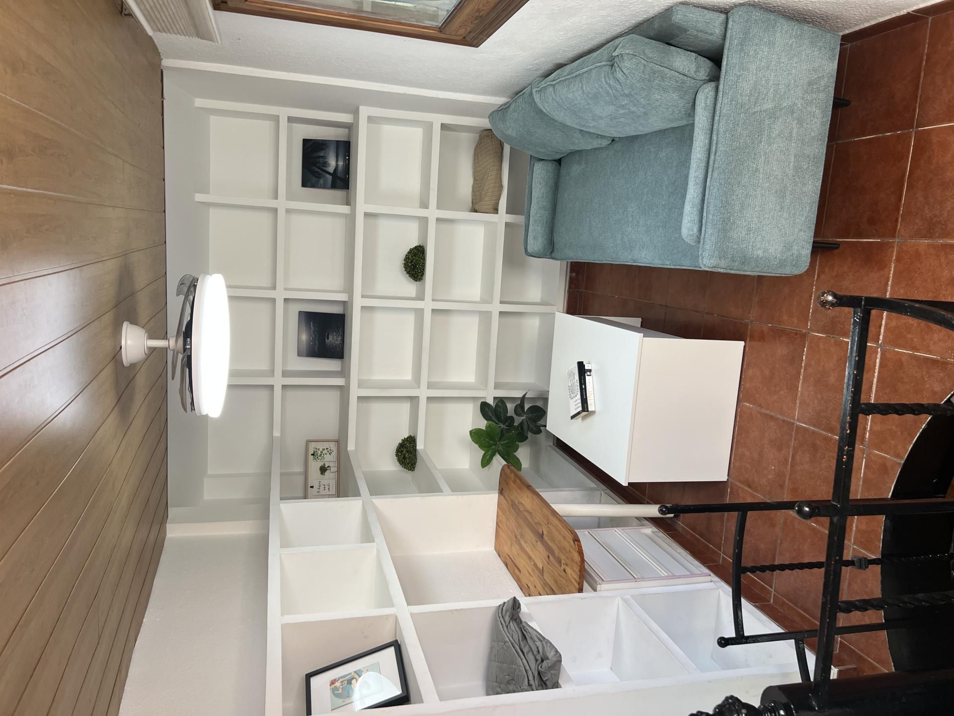 Sala de estar de Piso de alquiler en  Almería Capital con Aire acondicionado, Terraza y Trastero