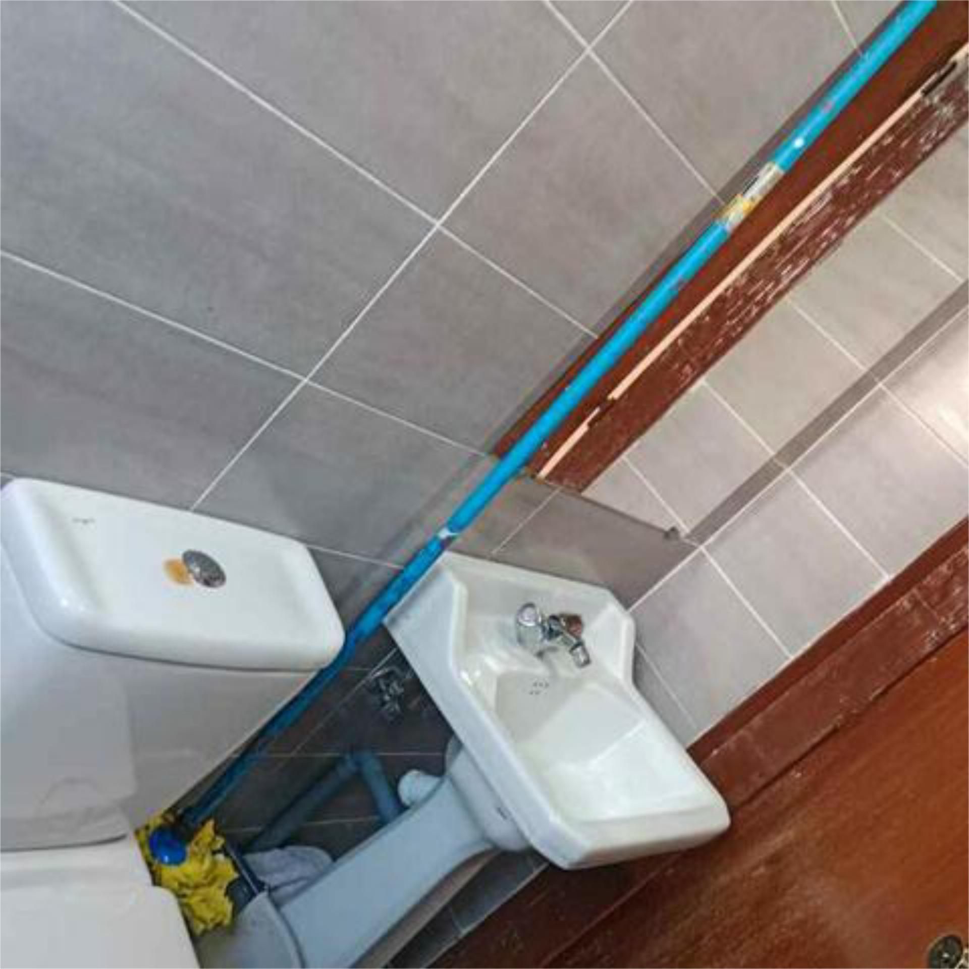 Bathroom of Flat to rent in O Barco de Valdeorras    with Terrace, Furnished and Pets allowed