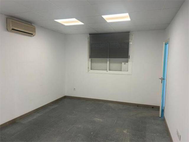 Oficina en Alquiler en Alcolea