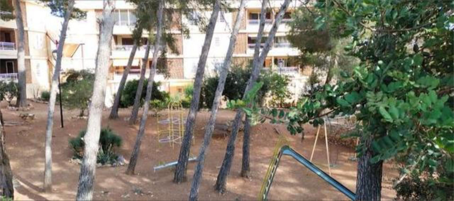 Aparcament de Estudi de lloguer en Salou amb Jardí privat, Terrassa i Moblat
