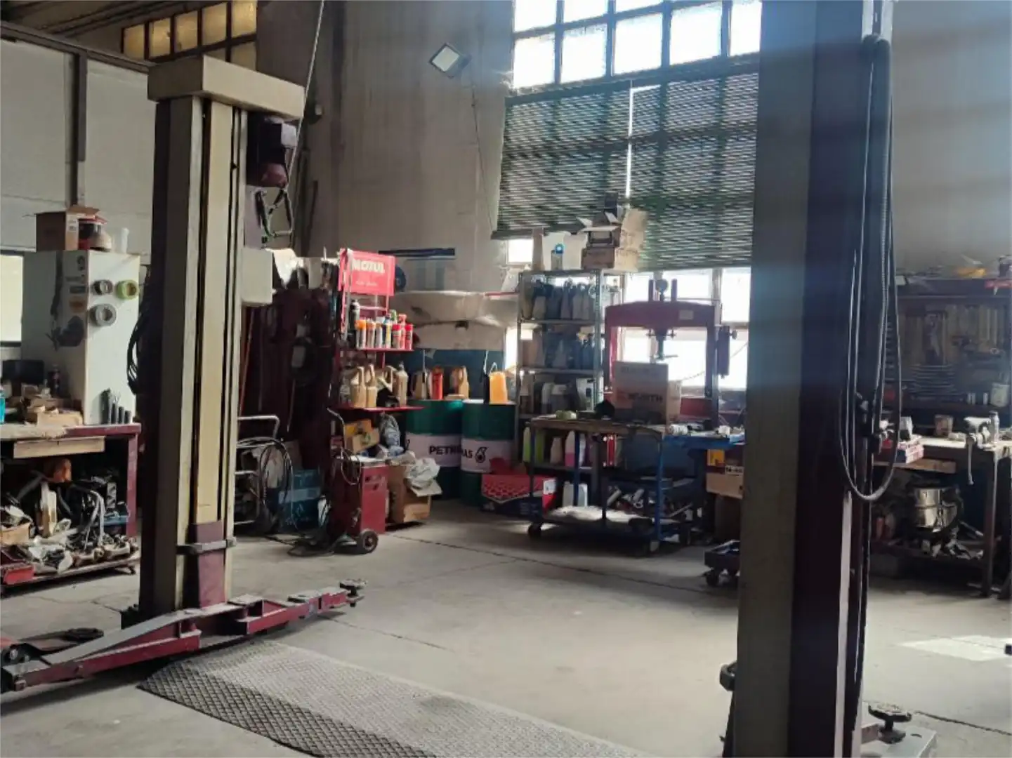 Industrial buildings for sale in Calle Peñalara, 16, El Cerro - Carretera de San Rafael