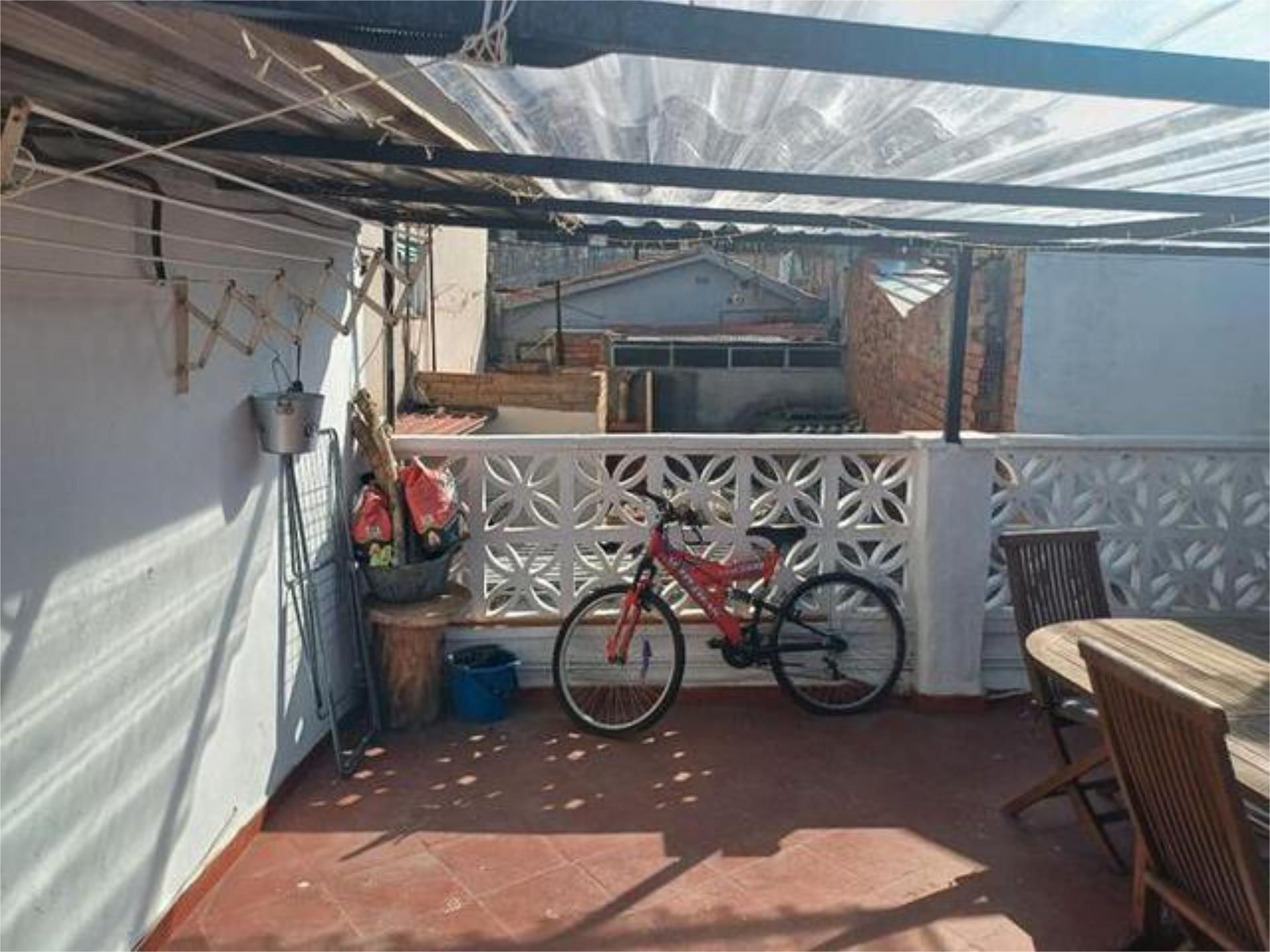 Balcony of Study to share in Terrassa  with Terrace