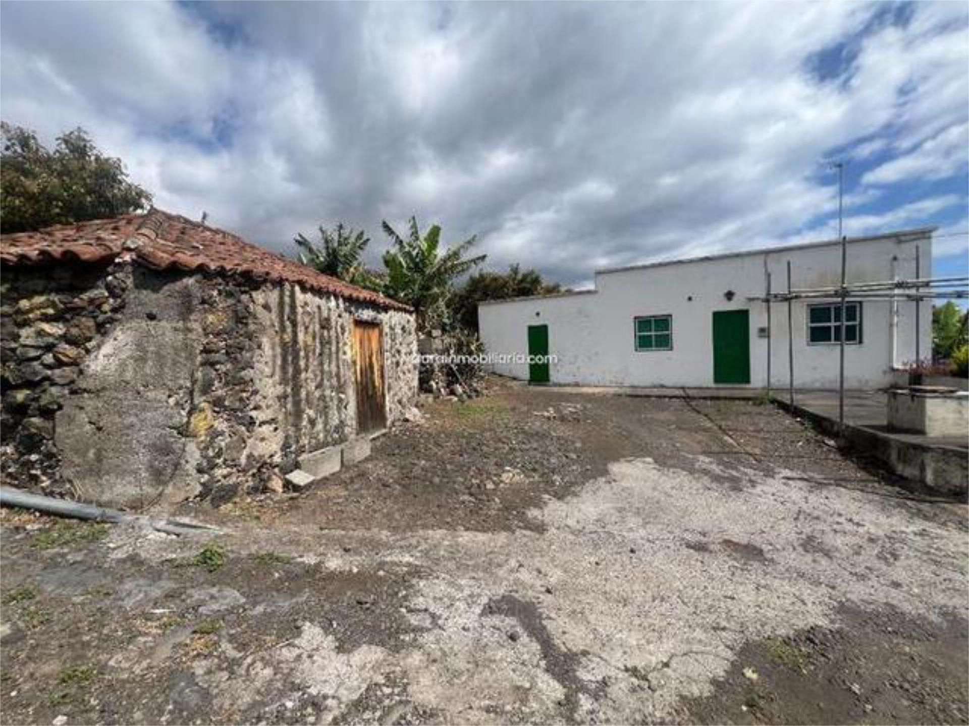 Vista exterior de Casa adosada en venda en Breña Baja