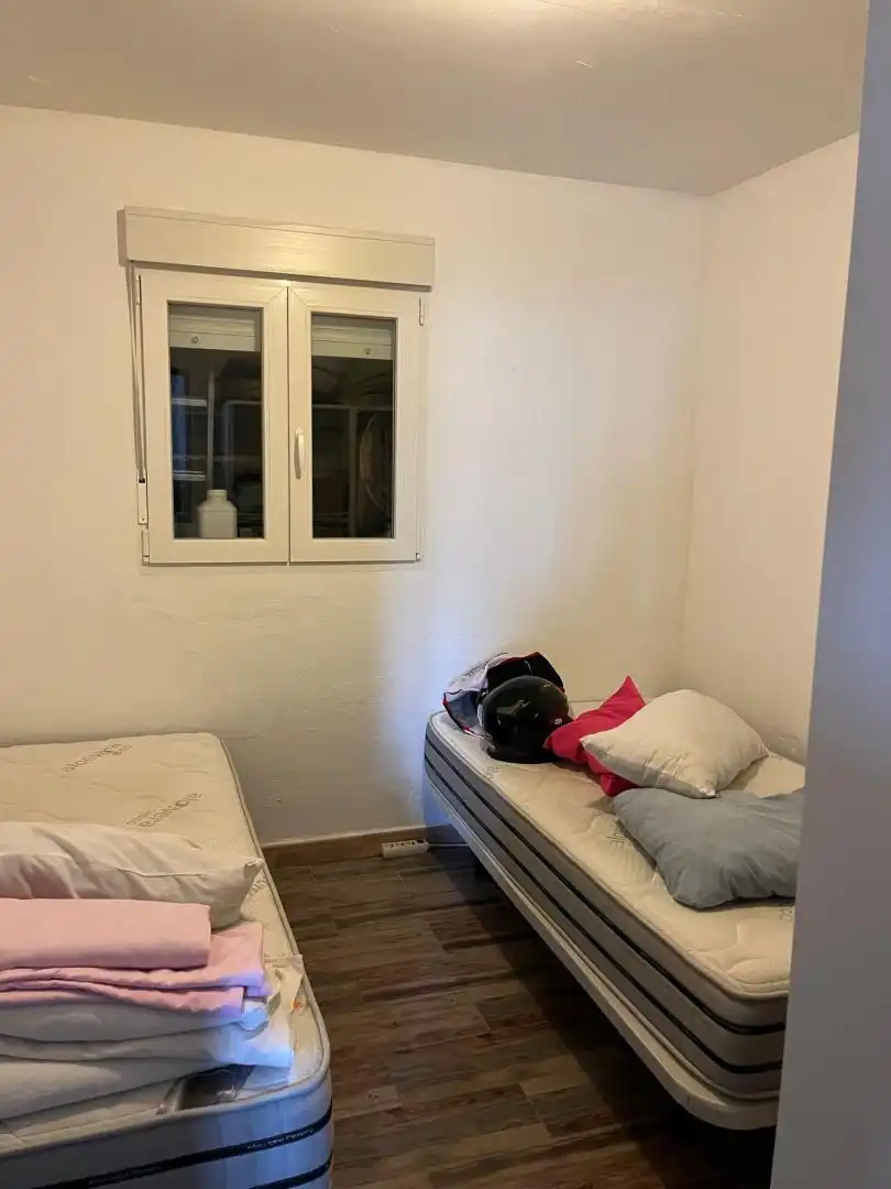 Finca rústica en venta en Avenida Rociana del Condado, 34, Bonares Habitación de Finca rústica en venta en Bonares con Jardín privado, Terraza y Piscina