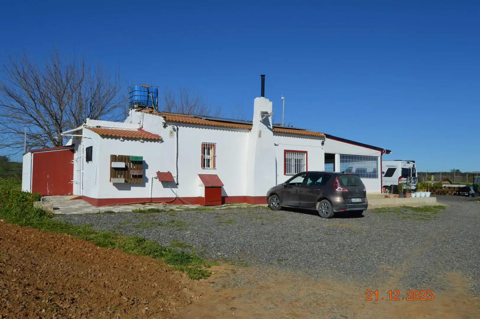 Finca rústica en venta en Avenida Rociana del Condado, 34, Bonares Vista exterior de Finca rústica en venta en Bonares con Jardín privado, Terraza y Piscina
