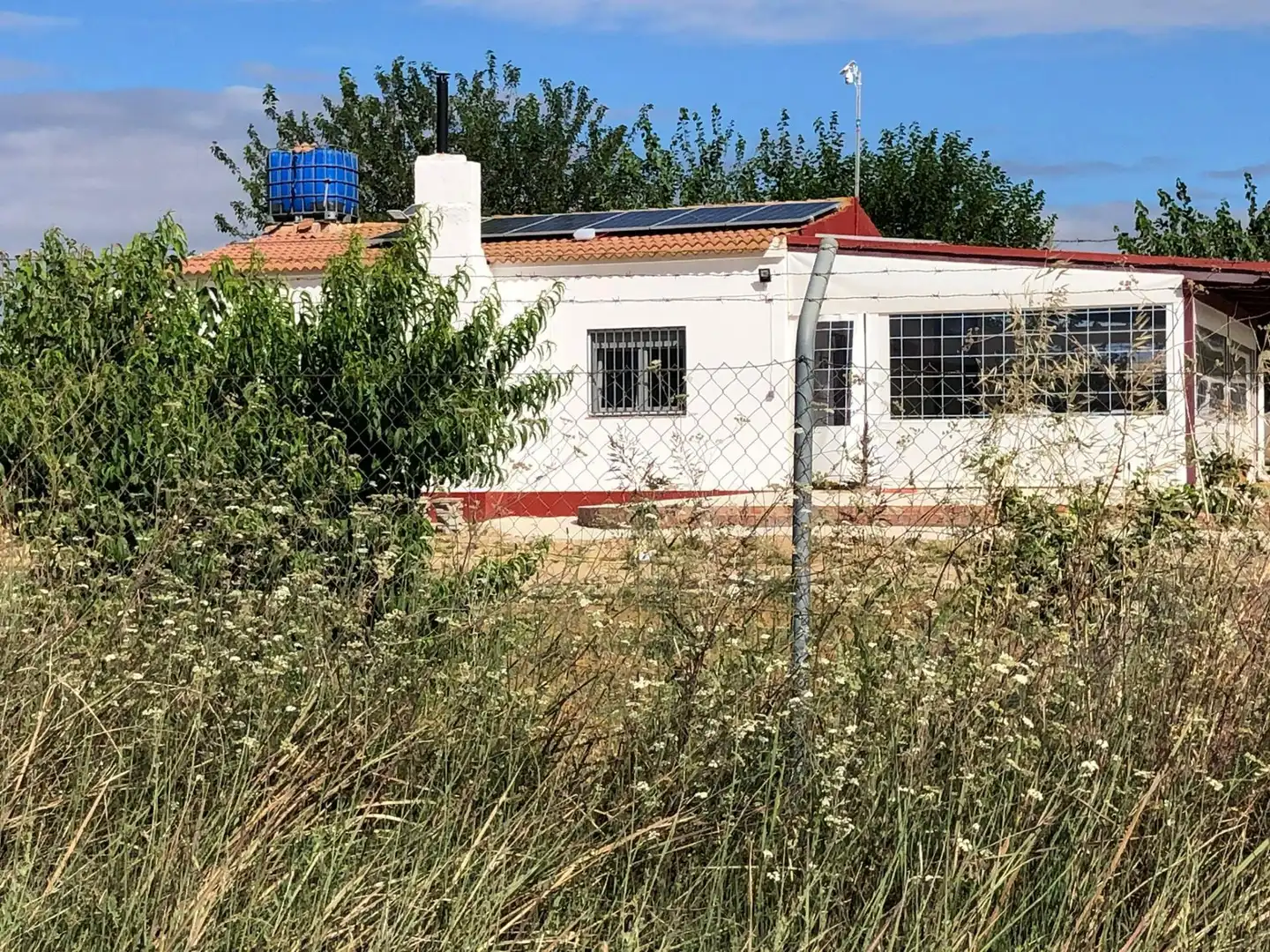 Finca rústica en venta en Avenida Rociana del Condado, 34, Bonares Vista exterior de Finca rústica en venta en Bonares con Jardín privado, Terraza y Piscina