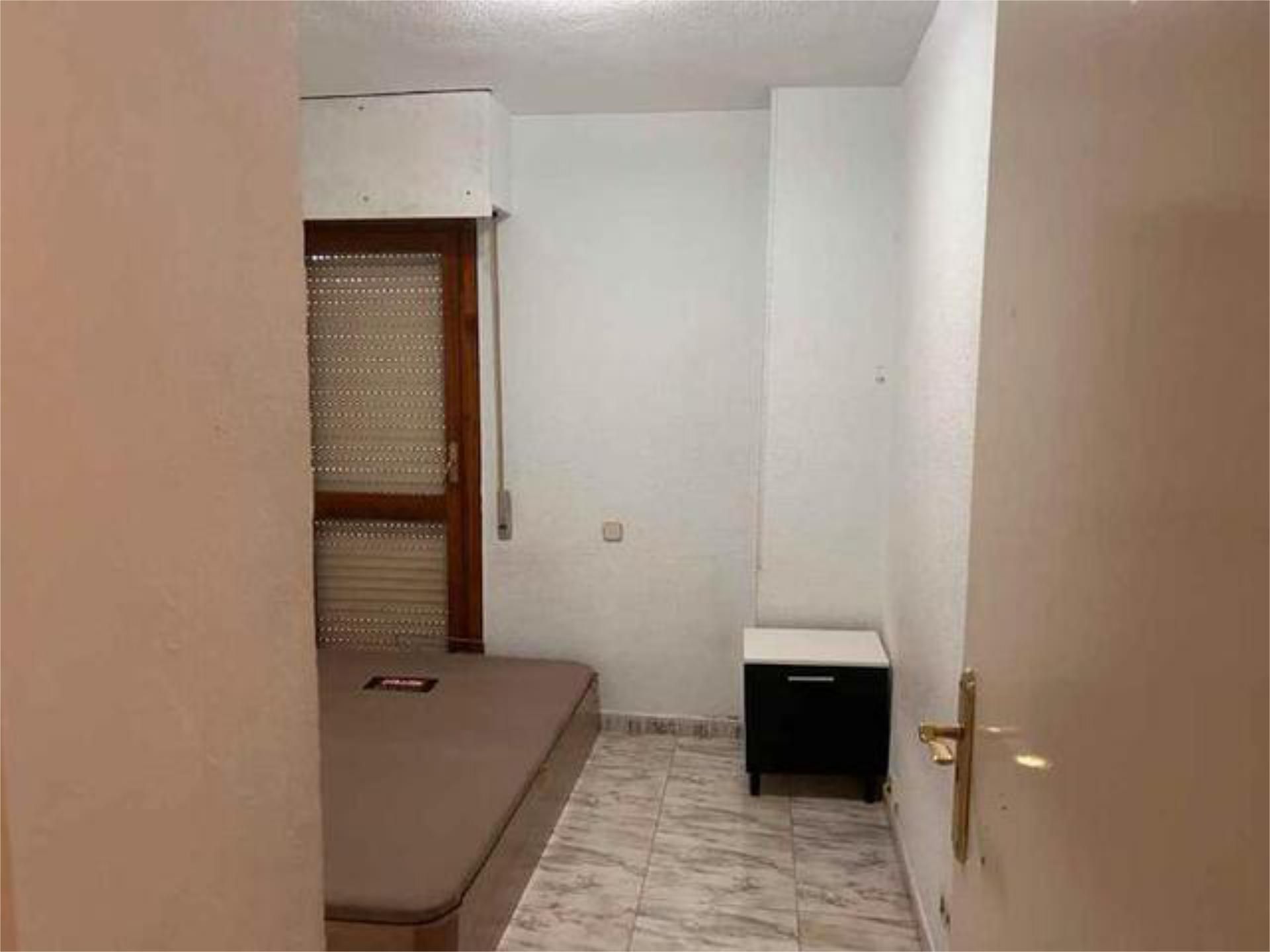 Habitación de Piso de alquiler en  Madrid Capital