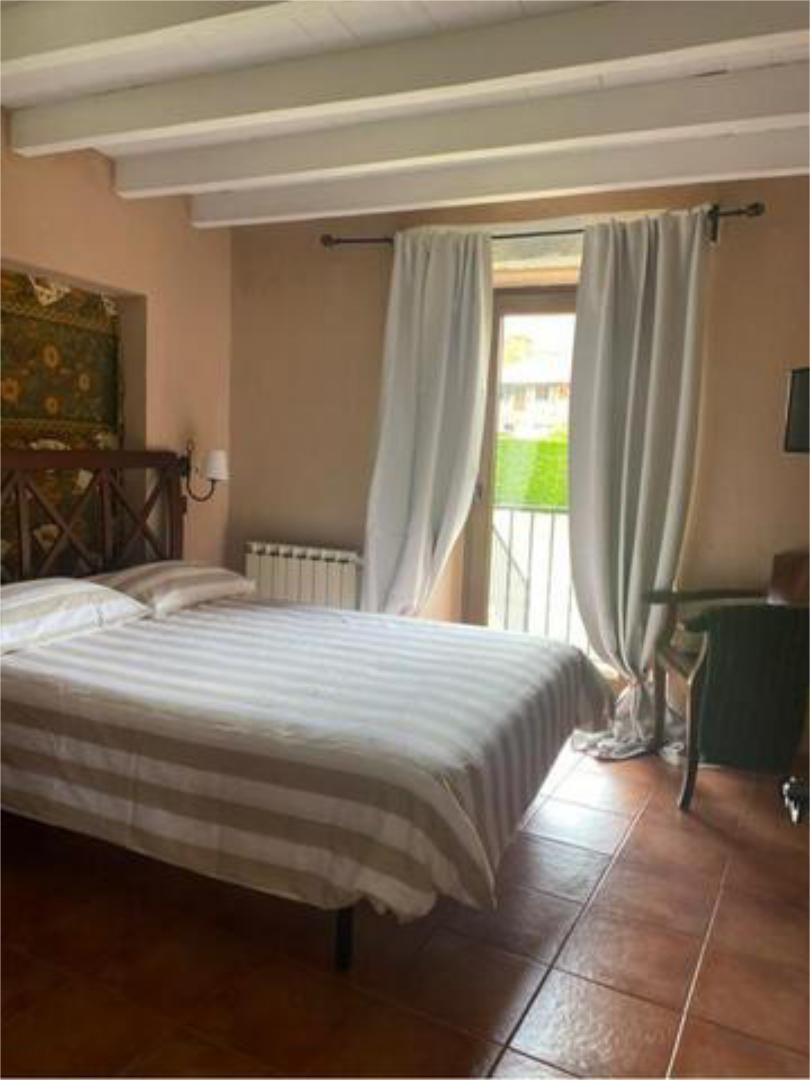 Dormitori de Casa adosada en venda en Puente Viesgo amb Terrassa