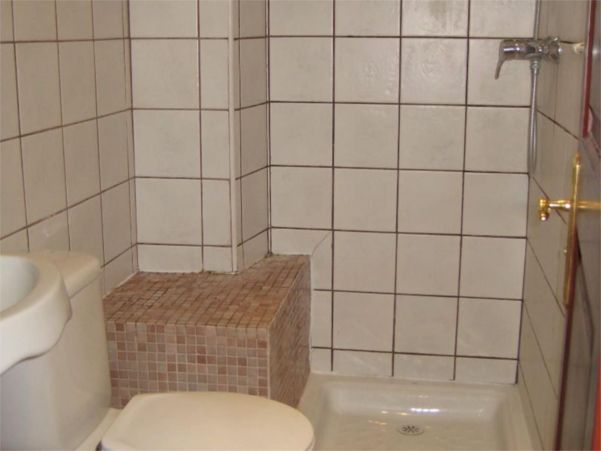 Bathroom of Flat for sale in  Palma de Mallorca  with Air Conditioner, Terrace and Balcony