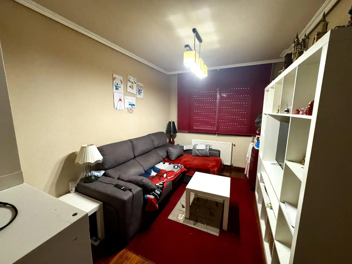 Sala de estar de Piso en venta en Betanzos con Calefacción, Parquet y Terraza