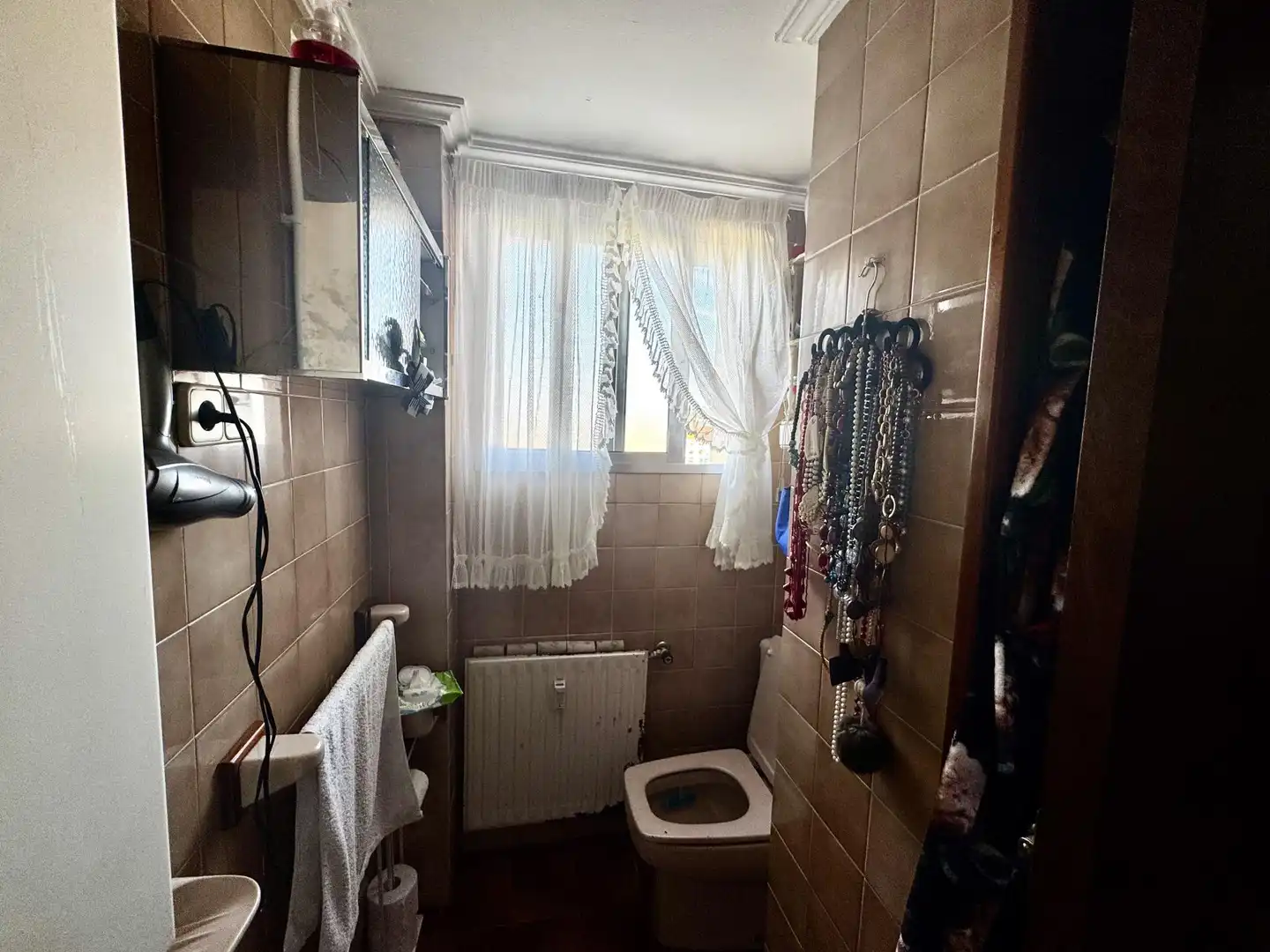 Baño de Piso en venta en Betanzos con Calefacción, Parquet y Terraza