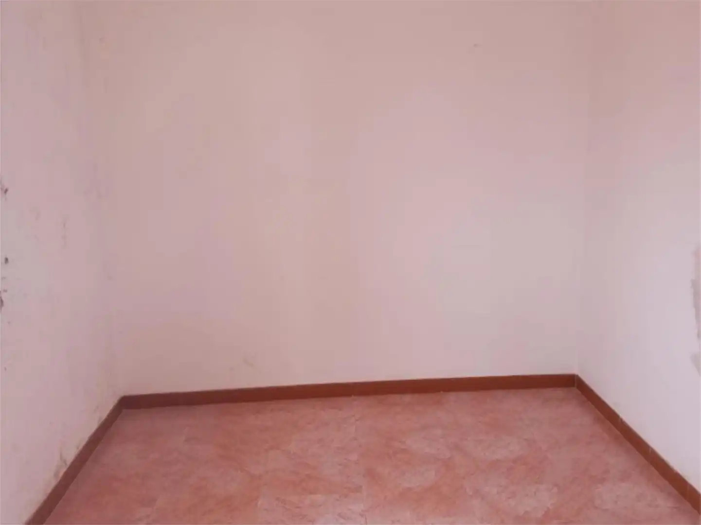 Habitación de Casa adosada en venta en Alcolea del Río con Terraza, Amueblado y Balcón