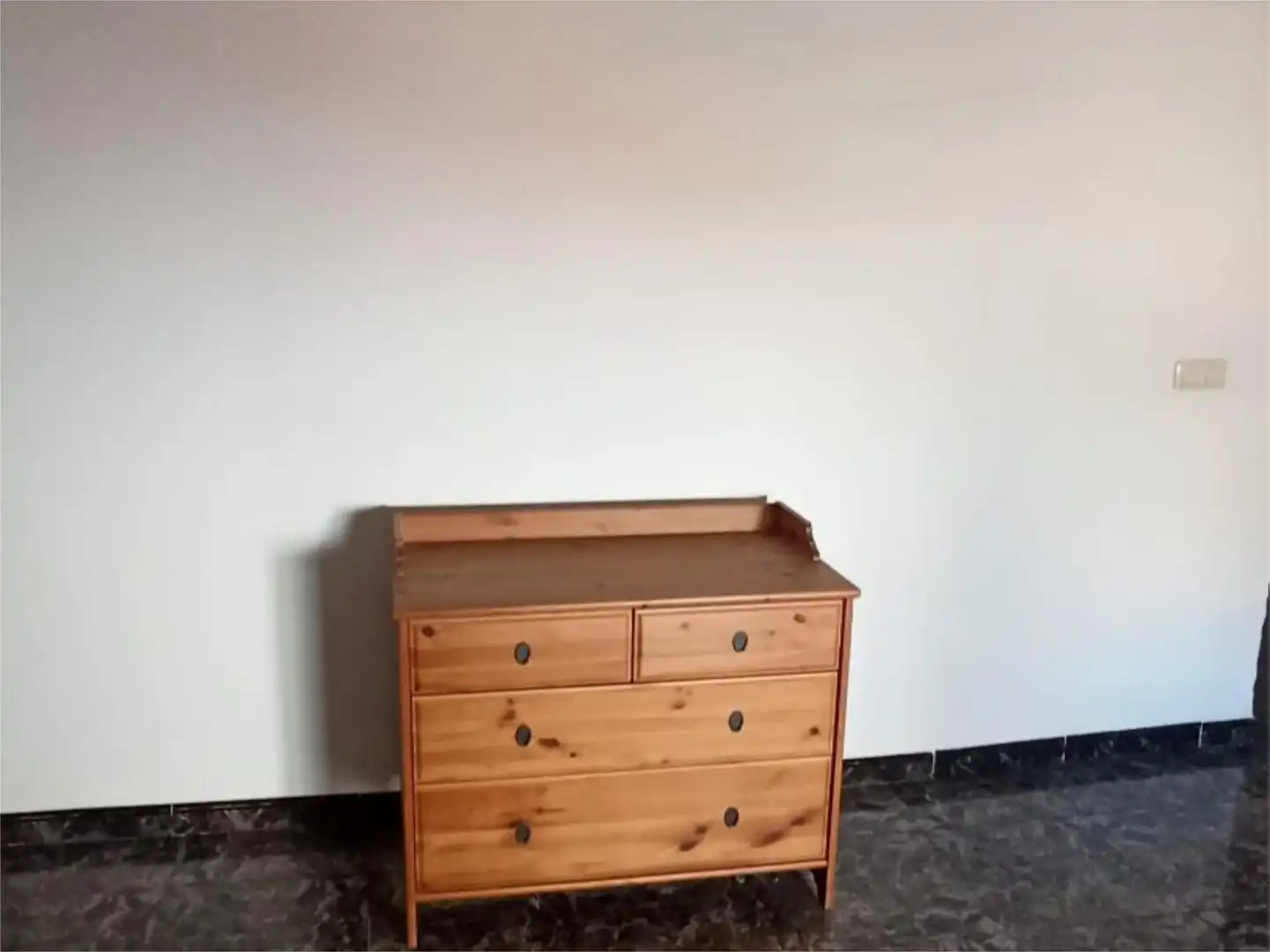 Habitación de Casa adosada en venta en Alcolea del Río con Terraza, Amueblado y Balcón