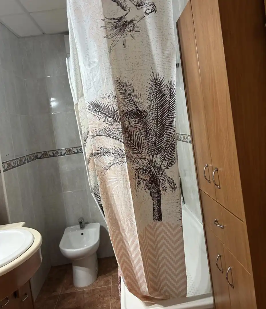 Piso en venta en Pasaje Vidales, 5, La Pinilla - Las Palas Baño de Piso en venta en Fuente Álamo de Murcia con Aire acondicionado, Calefacción y Parquet