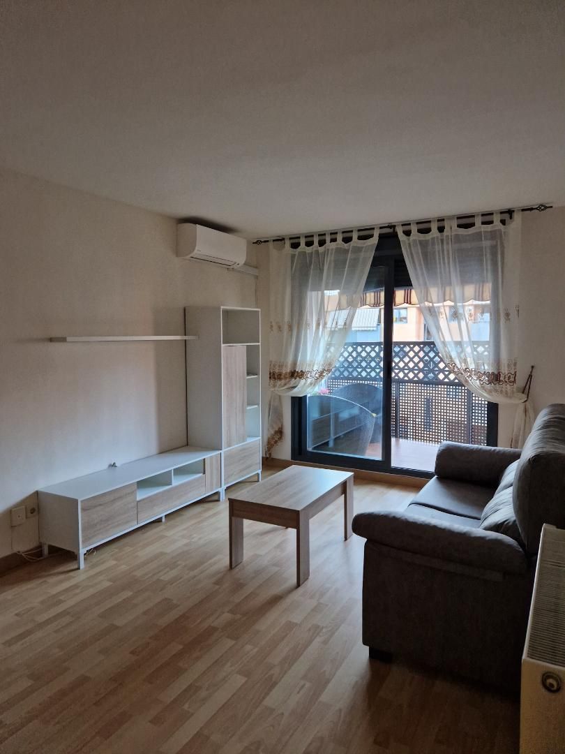 Bedroom of Flat to rent in Alcobendas  with Air Conditioner, Heating and Terrace