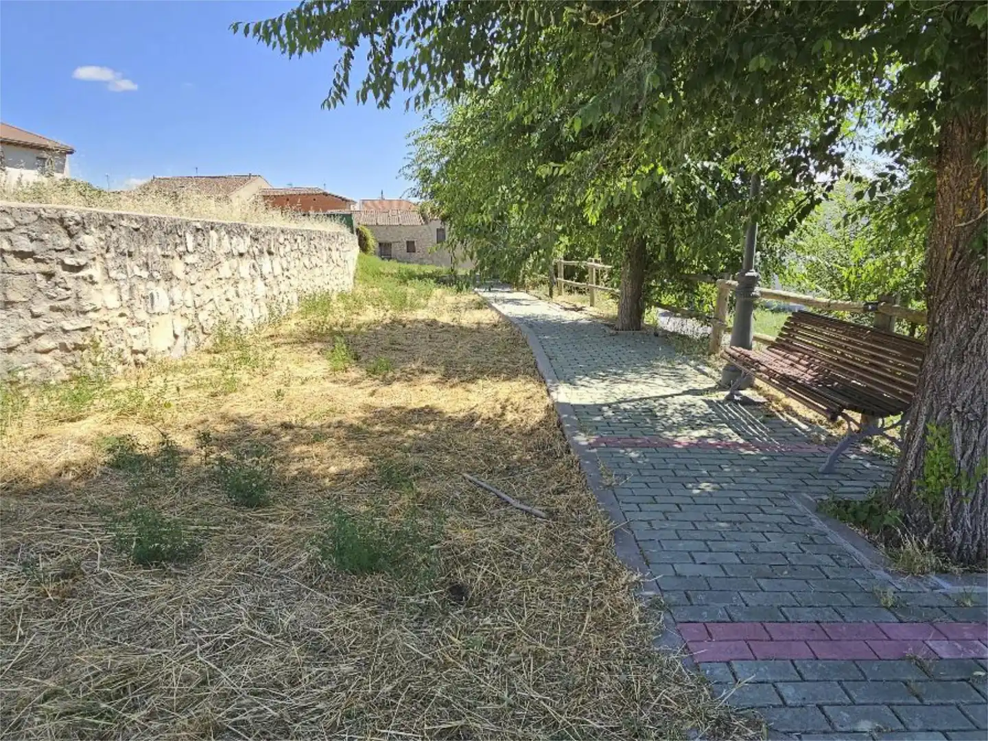 Casa adosada en venda a Calle Hontanilla, 10, Duruelo Casa adosada en venda en Duruelo amb Calefacció, Jardí privat i Terrassa