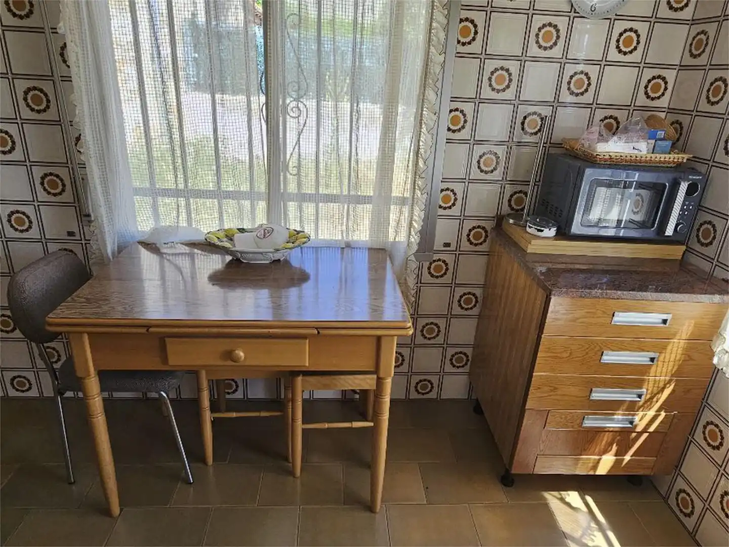 Casa adosada en venda a Calle Hontanilla, 10, Duruelo Cuina de Casa adosada en venda en Duruelo amb Calefacció, Jardí privat i Terrassa