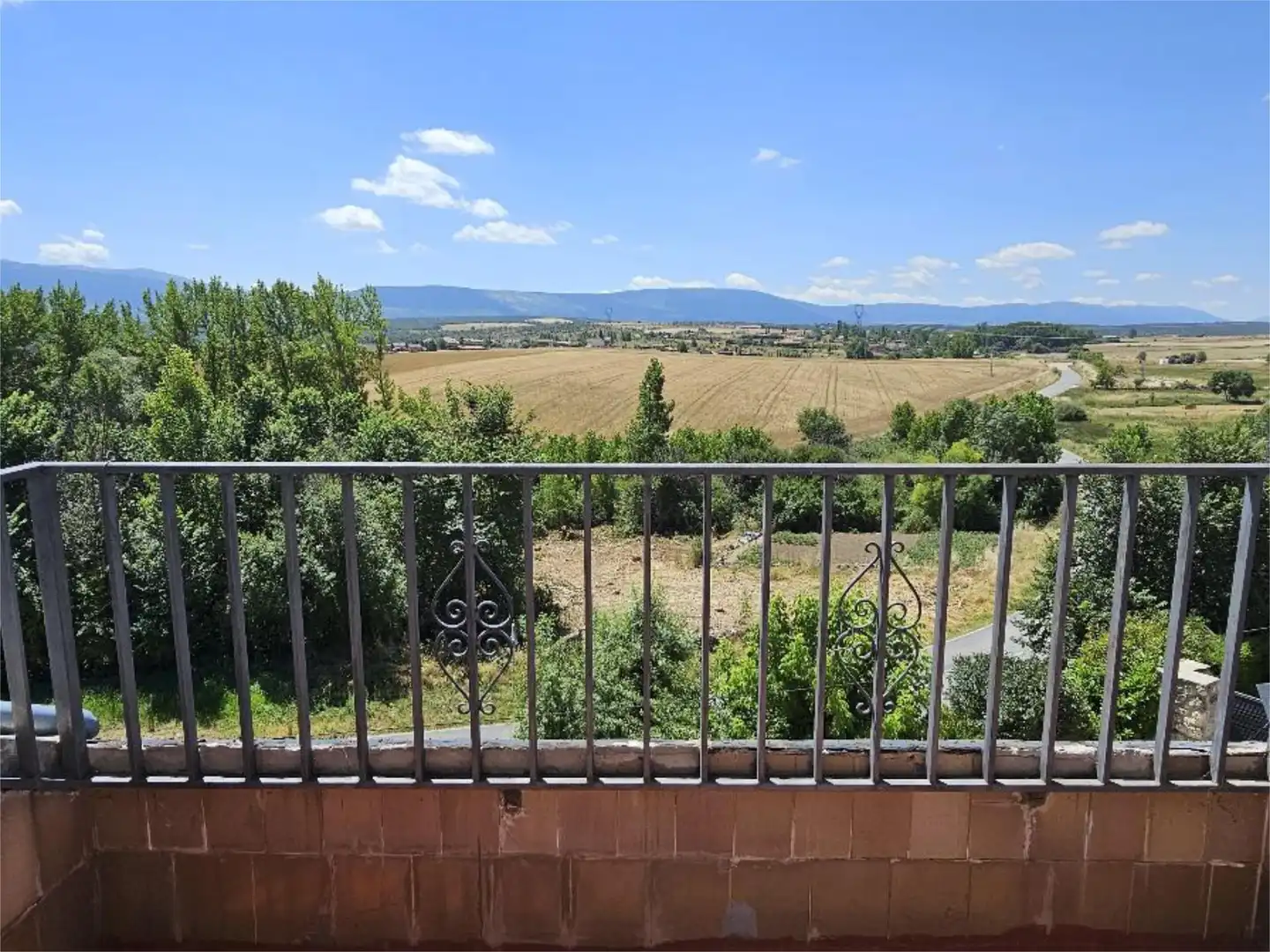 Casa adosada en venda a Calle Hontanilla, 10, Duruelo Jardí de Casa adosada en venda en Duruelo amb Calefacció, Jardí privat i Terrassa