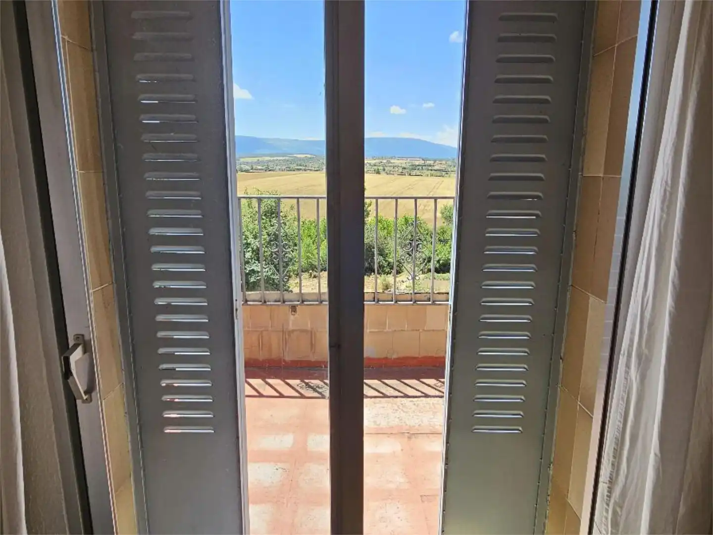 Casa adosada en venda a Calle Hontanilla, 10, Duruelo Dormitori de Casa adosada en venda en Duruelo amb Calefacció, Jardí privat i Terrassa