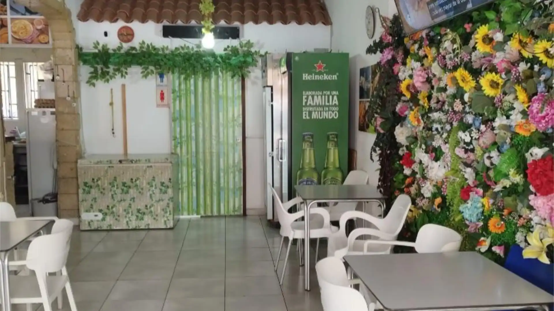 Local en traspaso en Calle Maria del Carmen Garcia, 40, Las Galletas Local en traspaso en Arona con Amueblado