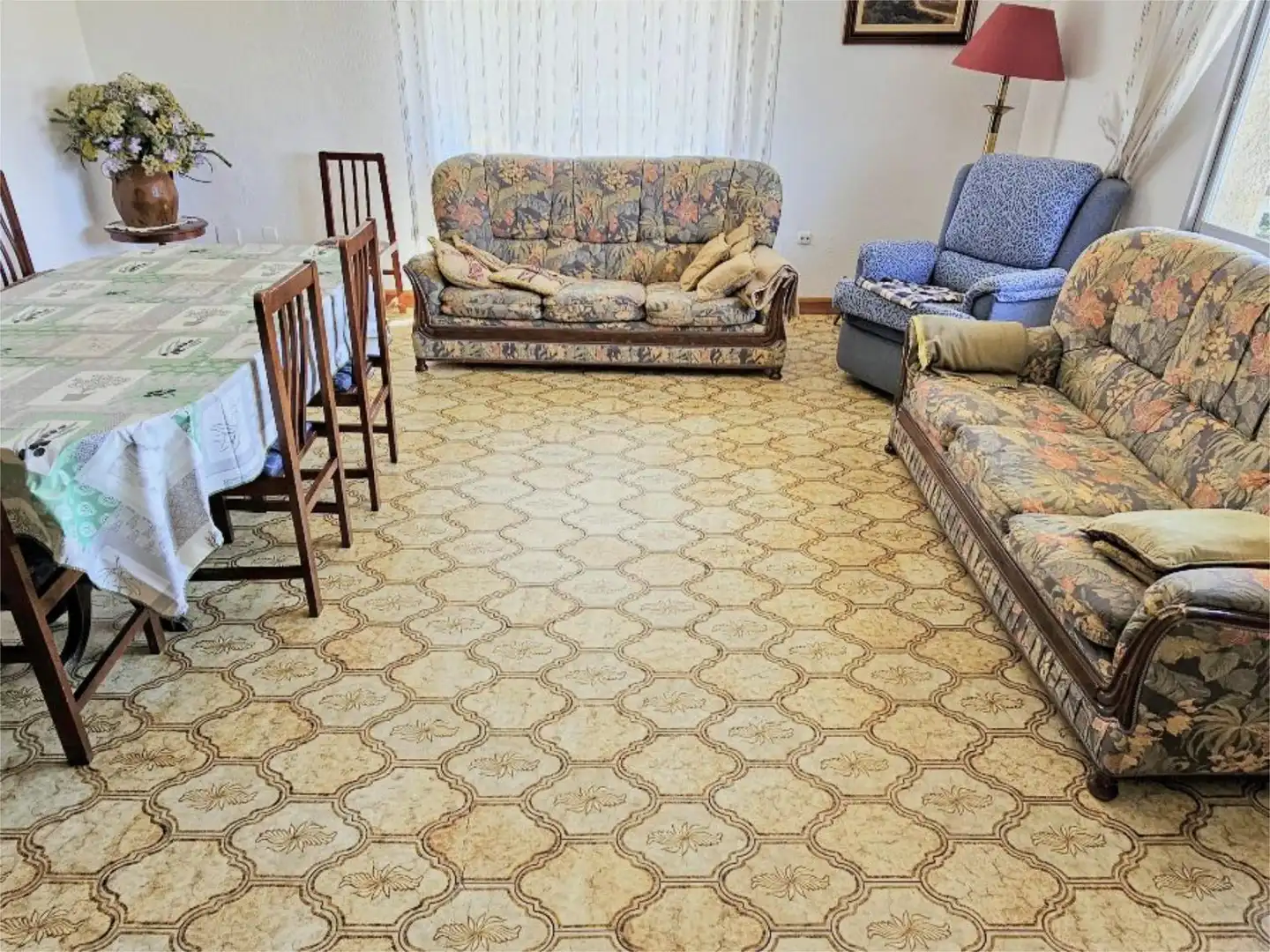 Casa o xalet en venda a Calle Hontanilla, 1, Duruelo Sala d'estar de Casa o xalet en venda en Duruelo amb Calefacció, Jardí privat i Terrassa