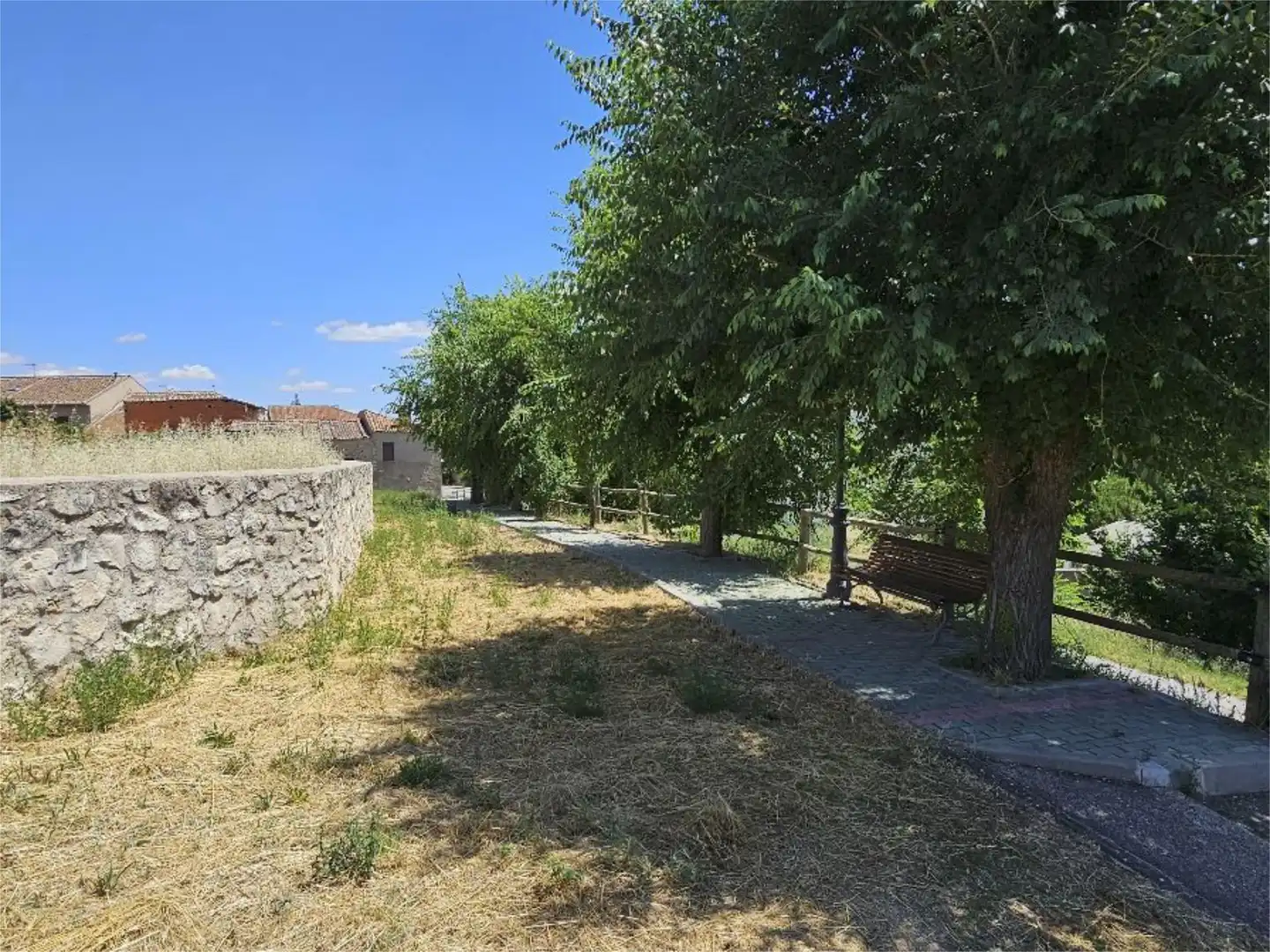 Casa o xalet en venda a Calle Hontanilla, 1, Duruelo Casa o xalet en venda en Duruelo amb Calefacció, Jardí privat i Terrassa