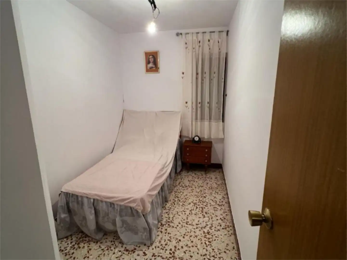 Einfamilien-Reihenhaus zum Verkauf in Calle Nuestra Señora de la Vega, 26, Torre de Juan Abad Schlafzimmer von Einfamilien-Reihenhaus zum Verkauf in Torre de Juan Abad mit Möbliert und Balkon