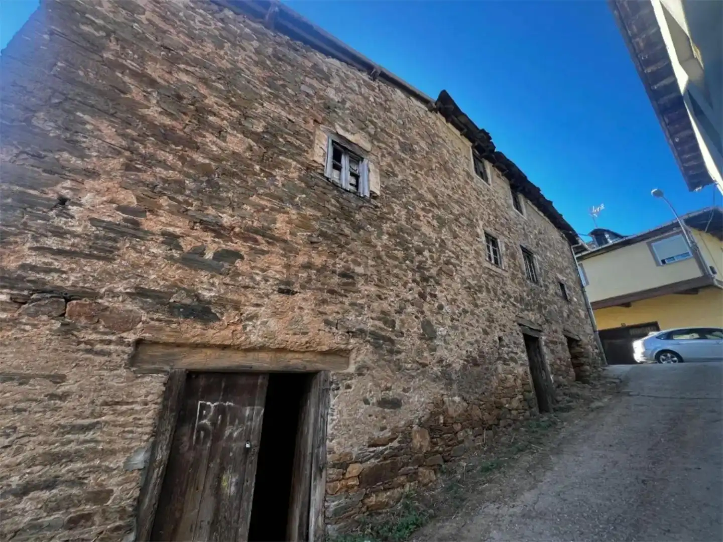 Vista exterior de Finca rústica en venda en Priaranza del Bierzo